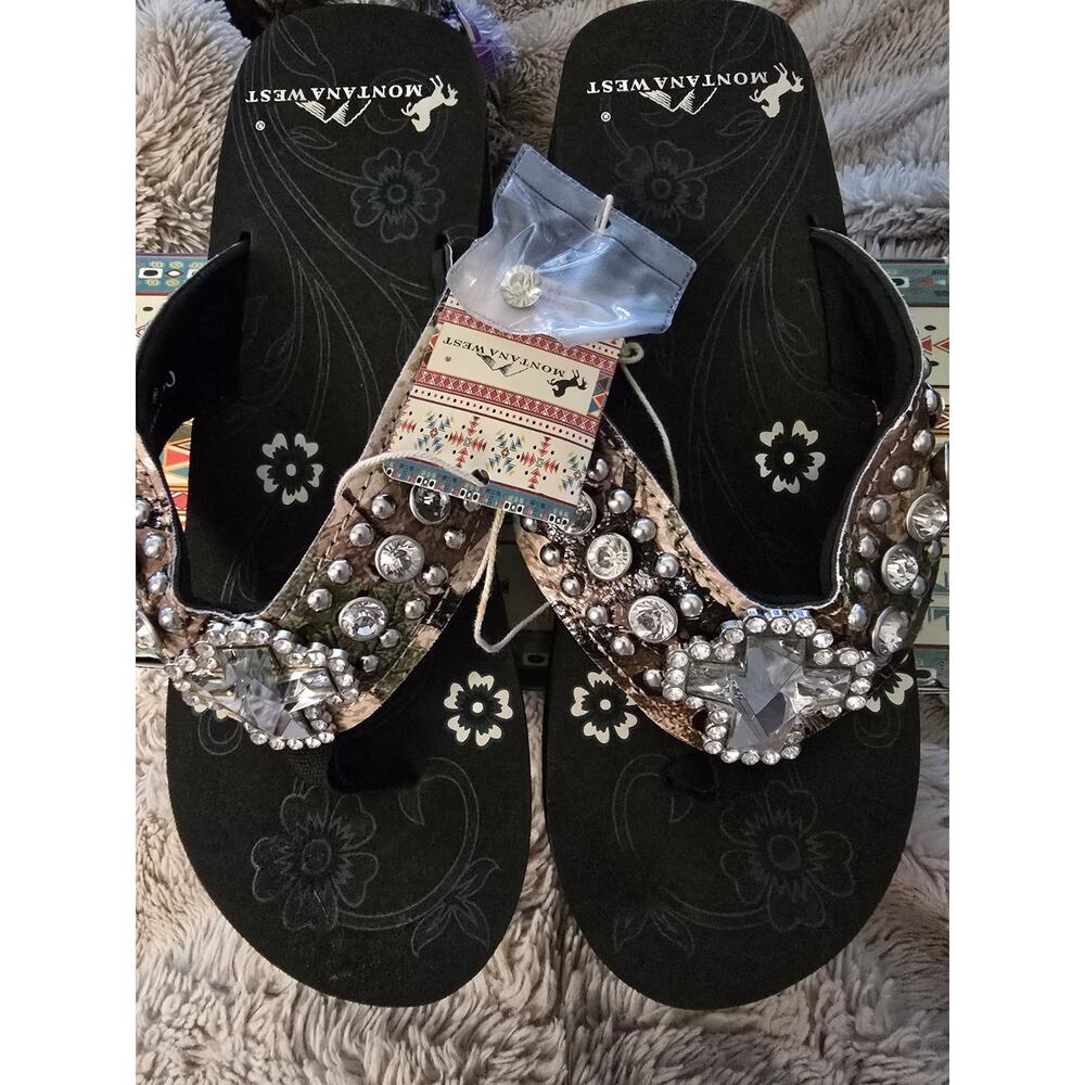 Montana West Women's Camo Flip Flops with Rhinestone Cross Concho NIB SZ 7